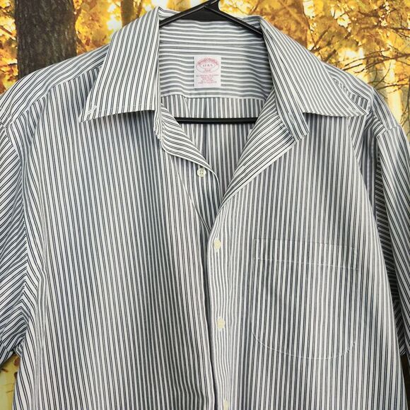 Brooks Brothers 346 Black Pinstripe Button Down Shirt Long Sleeve Mens 17-4/5 XL - Picture 3 of 7